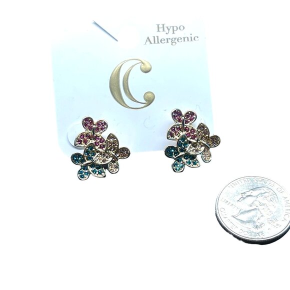 Charming Charlie MSRP $16 Gold Tone Hypoallergenic Floral Stud Earrings With Mul - Picture 1 of 7